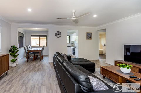Freshly Revovated Dog Friendly House Walking Distance To Waterfront! - Phillip Island Accommodation 1