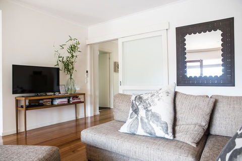 Furmston House & Studio - Phillip Island Accommodation 1