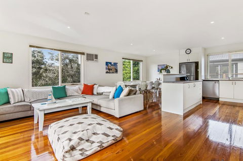 GDay Beach House - Phillip Island Accommodation 2