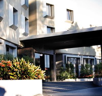Golden Pebble Hotel - Phillip Island Accommodation