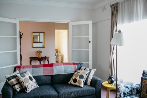 Goldies On Piper Kyneton - Phillip Island Accommodation 2