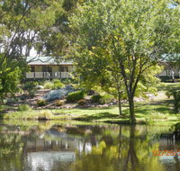 Granite Gardens Cottages  Lake Retreat - Phillip Island Accommodation
