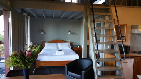 Great Ocean Road Cottages - Phillip Island Accommodation 3