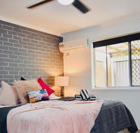 Grey Brick Apartment - Phillip Island Accommodation