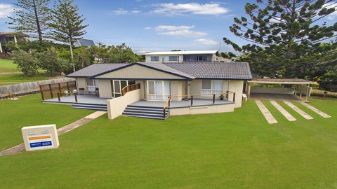 Haere Mai 2 - East Ballina - Phillip Island Accommodation 3