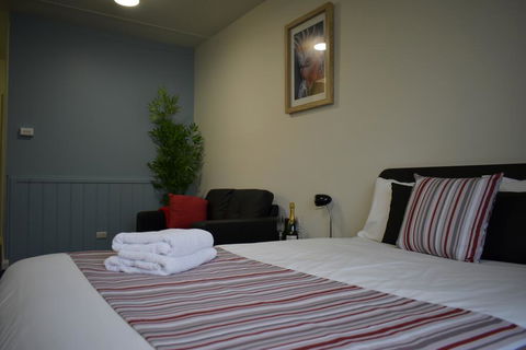 Hamilton Lakeside Motel - Phillip Island Accommodation 0