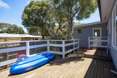 Harleian Beach House: Walk To Both Beaches - Phillip Island Accommodation 3