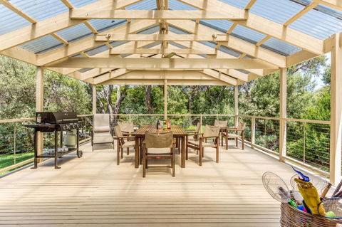 Harry's Retreat - Phillip Island Accommodation 2