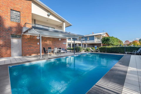 Hawkesbury Race Club Motel - Phillip Island Accommodation 2