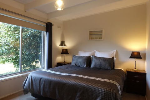Healesville Schofield Cottage - Phillip Island Accommodation 1