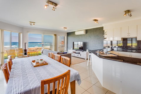 Hear The Waves At Anna Bay! - Phillip Island Accommodation 1