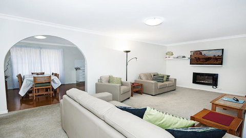 Hereford Court - East Ballina - Phillip Island Accommodation 0