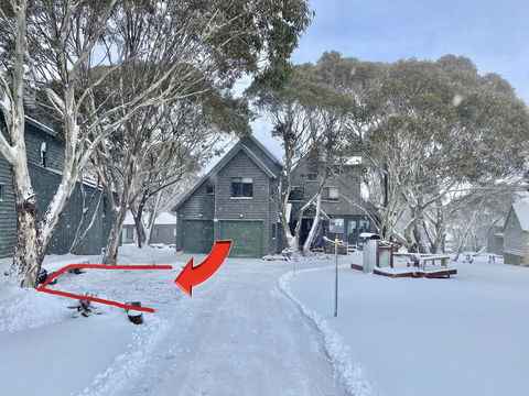 Hetos Hut - Phillip Island Accommodation 2