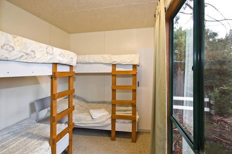 Hidden Valley Cabins - Phillip Island Accommodation 3