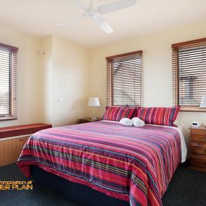 High Plains Drifter - Phillip Island Accommodation 1