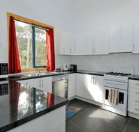 Hill Top Retreat Self Contained Accomodation