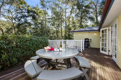 Hilldo - Lovely Mountainside Accommodation - Phillip Island Accommodation 3