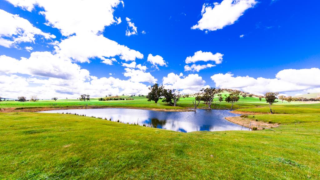 Cooleys Creek ACT Phillip Island Accommodation