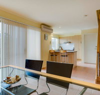 Holidays at Hollydene - Phillip Island Accommodation