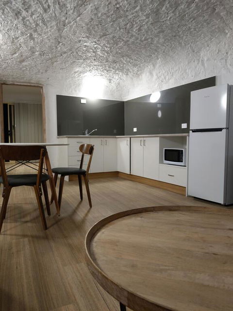 Holly Place - Phillip Island Accommodation 2