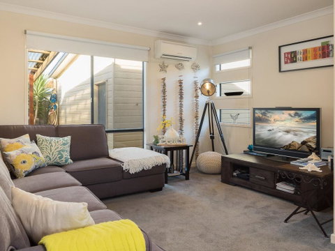 Island Sands - Phillip Island Accommodation 1