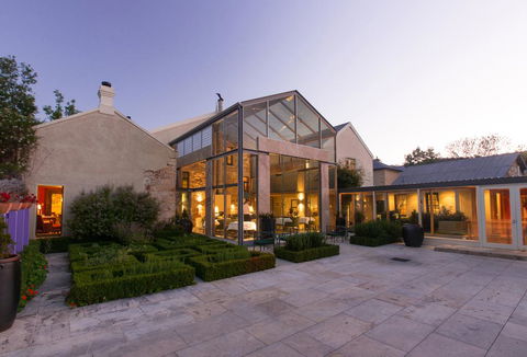 Islington Hotel - Phillip Island Accommodation 2