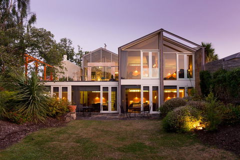Islington Hotel - Phillip Island Accommodation 0