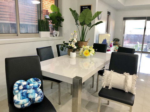 Jewel In The West-Newly Built And Spacious - Phillip Island Accommodation 1