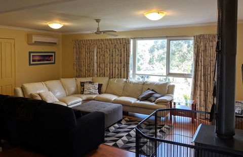 Kaishua House - JK Family Lake House - Phillip Island Accommodation 2