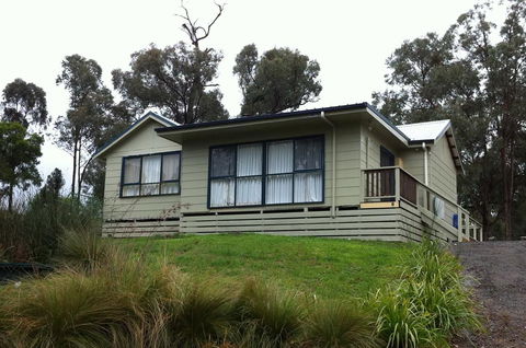 Kaishua House - JK Family Lake House - Phillip Island Accommodation 0