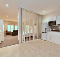 King I - you can honestly walk to Bimbadgen and Hope Estate concerts - Phillip Island Accommodation
