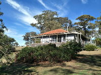 Book Kyneton Accommodation Vacations Phillip Island Accommodation Phillip Island Accommodation