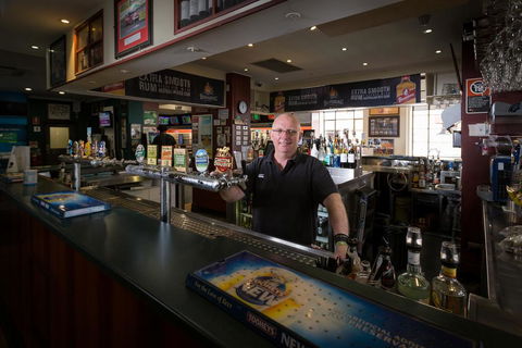 Knickerbocker Hotel - Phillip Island Accommodation 2