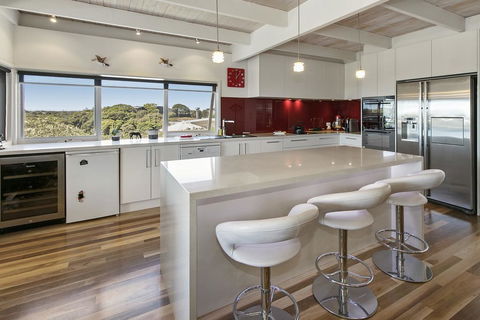 Koonya Beach Escape - Phillip Island Accommodation 3