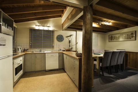 Kummonin - Phillip Island Accommodation 3