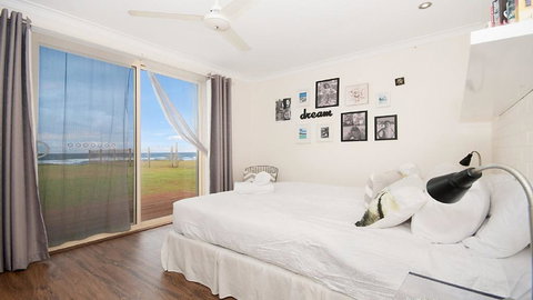 La Plage - Lennox Head - Phillip Island Accommodation 2