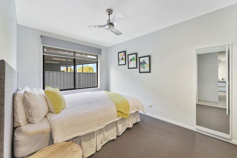 Lake Escape On Pool Avenue - Phillip Island Accommodation 3