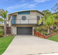 Lake House - Phillip Island Accommodation