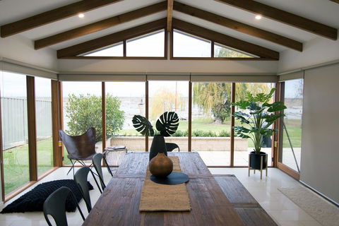 Lake House 61 Mulwala - Phillip Island Accommodation 2