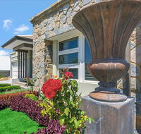 Lavender Manor BnB - Phillip Island Accommodation