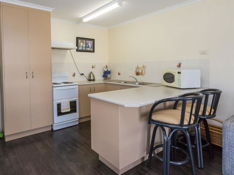 Leisure Lee Hervey Bay - Phillip Island Accommodation 3