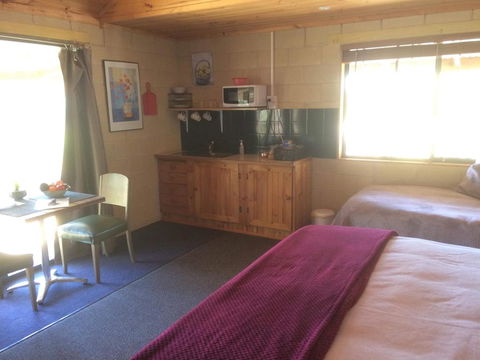 Lillicur Vineyard B&B - Phillip Island Accommodation 3