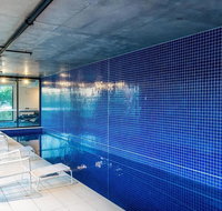 Luxury 2BR Yarra River Views WIFI-Netflix-Pool-Gym - Phillip Island Accommodation