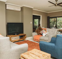 Luxury 3 BDR apartment near beautiful Esplanade - Phillip Island Accommodation