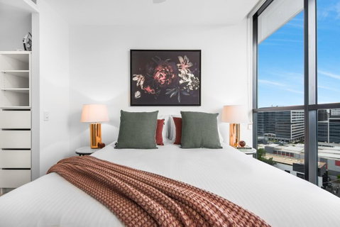Luxury Apartment - Superb Space And Location! - Phillip Island Accommodation 1