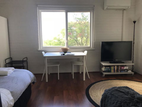 M106 Holiday Apartment In The City - Phillip Island Accommodation 2