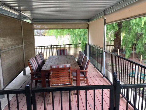 MacDonnell House Naracoorte - Phillip Island Accommodation 2