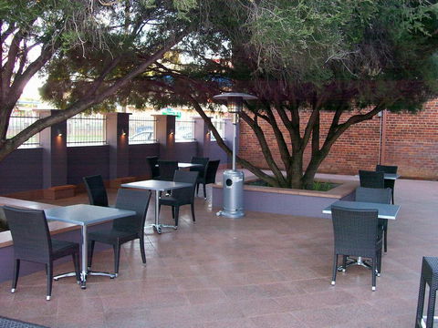 Mackellar Motel - Phillip Island Accommodation 3