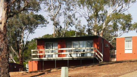 Mansfield Country Resort - Phillip Island Accommodation 0