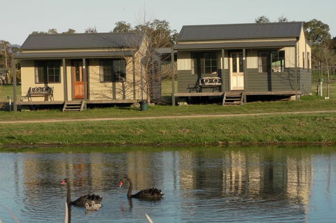 Mansfield Holiday Park - Phillip Island Accommodation 1